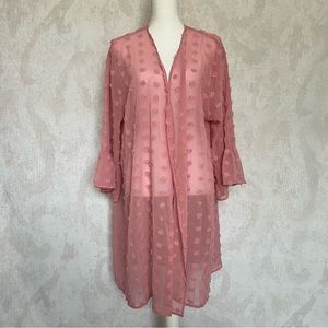 Women’s Pink Beach Cover Up Kimono Cardigan 3/4 Sleeve in an XXL.